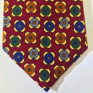 BURBERRY 100% silk designer luxury tie.